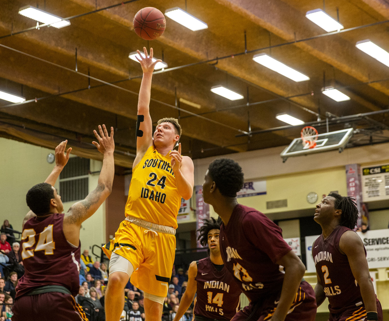 CSI vs Indian Hills basketball